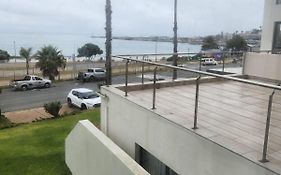 13 At Santos